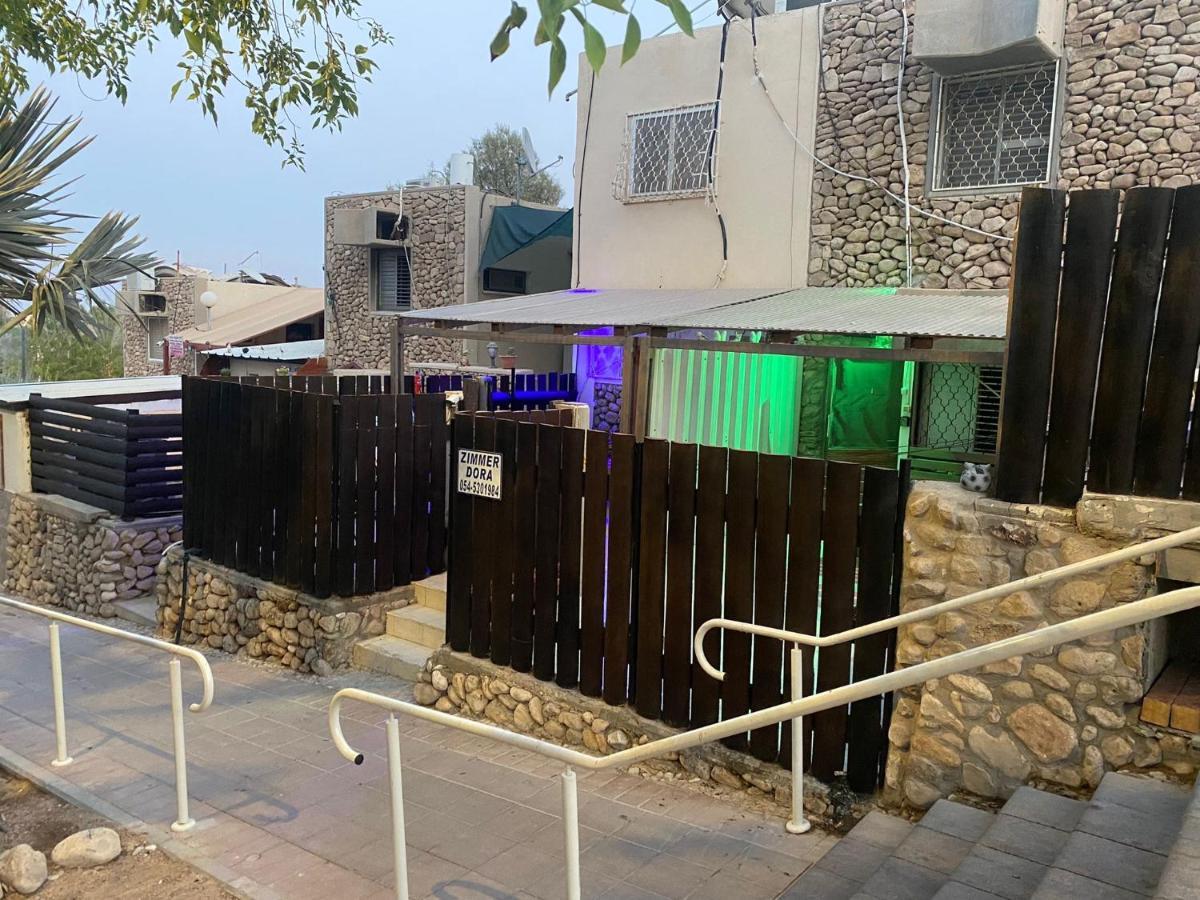 فندق زيمر دورا نيفيه زوهار المظهر الخارجي الصورة